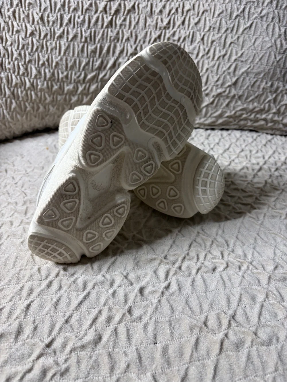 adidas lightweight athletic